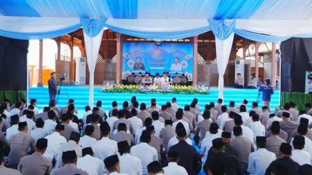 Kapolri dan Gus Baha Ngaji Kebangsaan